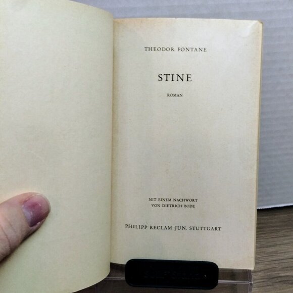 Theodor Fontane Stine Roman 7693/94 German Language Softcover Book 1963 - Picture 5 of 7